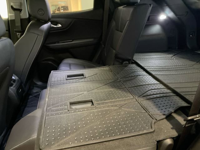 Used 2024 Chevrolet Blazer LT w/ Midnight/Sport Edition FWD image 15