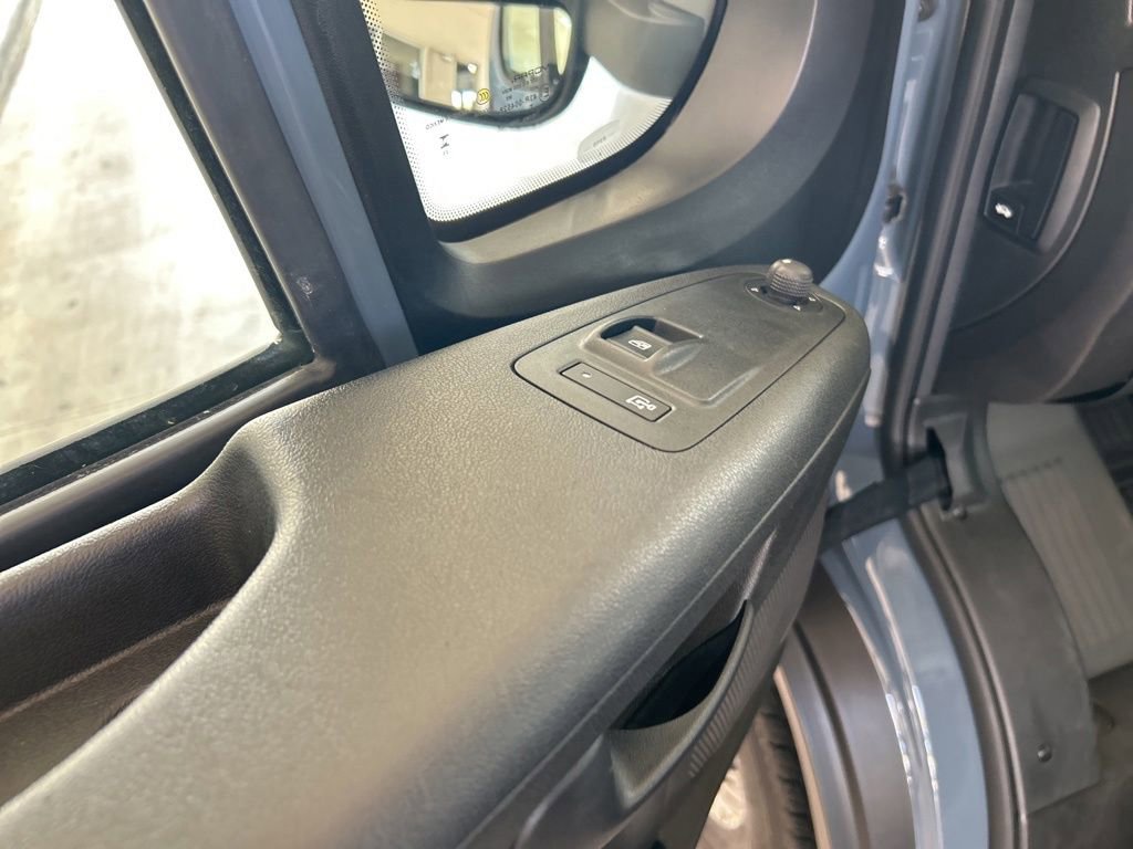 Used 2024 RAM ProMaster 3500 FWD image 33