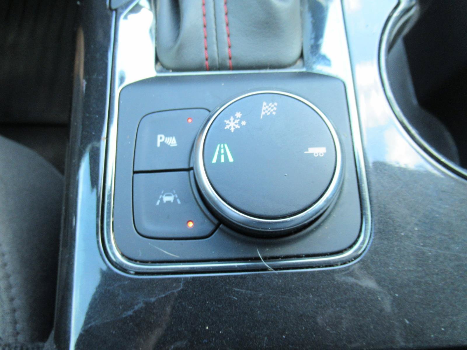 Used 2022 Chevrolet Blazer RS w/ Enhanced Convenience Package FWD image 28