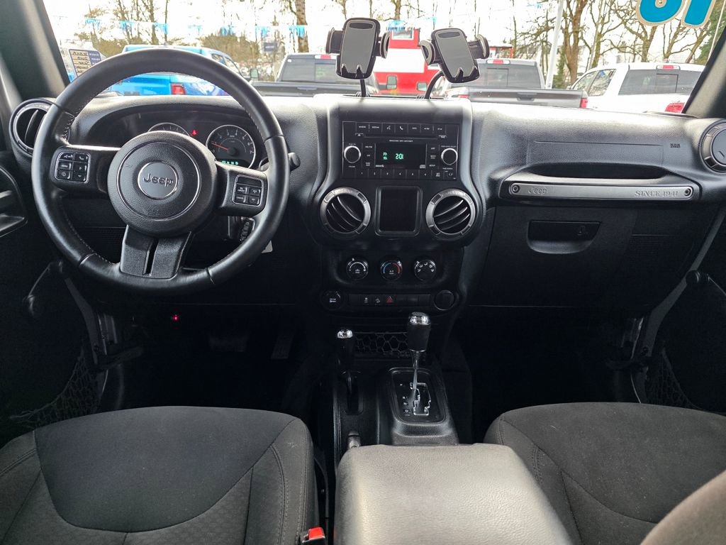 Used 2018 Jeep Wrangler Unlimited Sport w/ Connectivity Group image 5