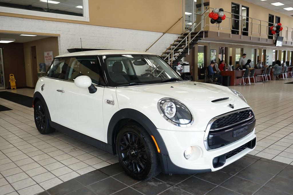 Used 2019 MINI Cooper S w/ Storage Package FWD image 17