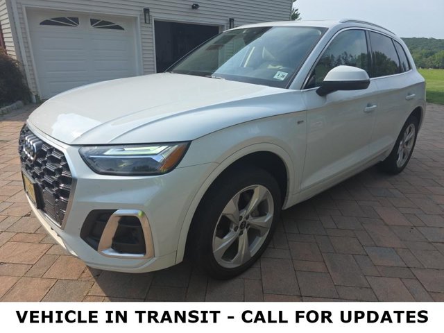 Used 2023 Audi Q5 2.0T Premium Plus w/ Premium Plus Package AWD/4WD image 1