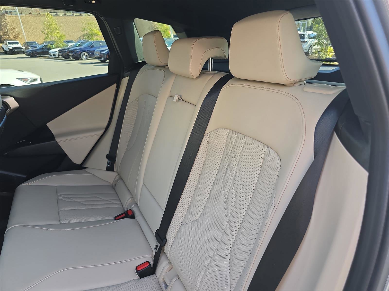 Used 2025 BMW X3 xDrive30i w/ Convenience Package image 16