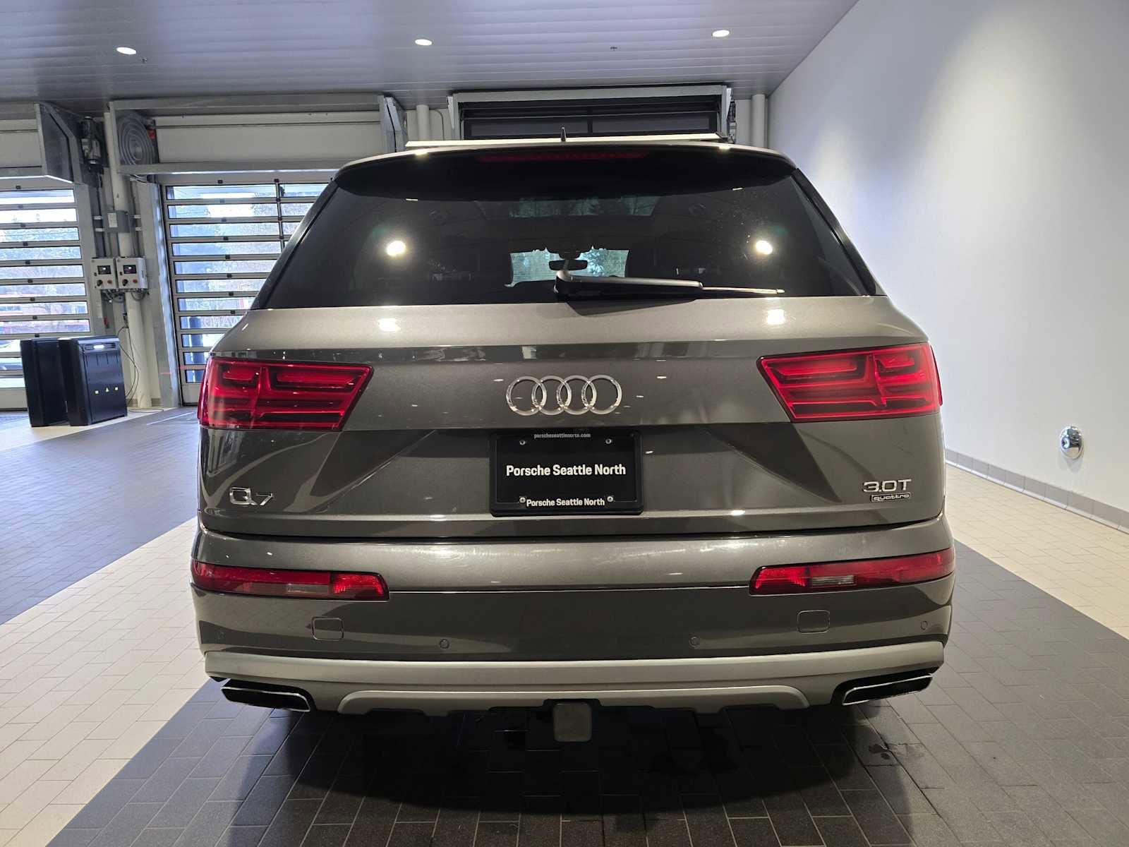 Used 2018 Audi Q7 3.0T Premium Plus image 6