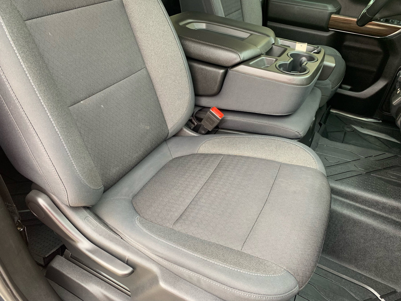 Used 2019 Chevrolet Silverado 1500 LT w/ Texas Edition image 14
