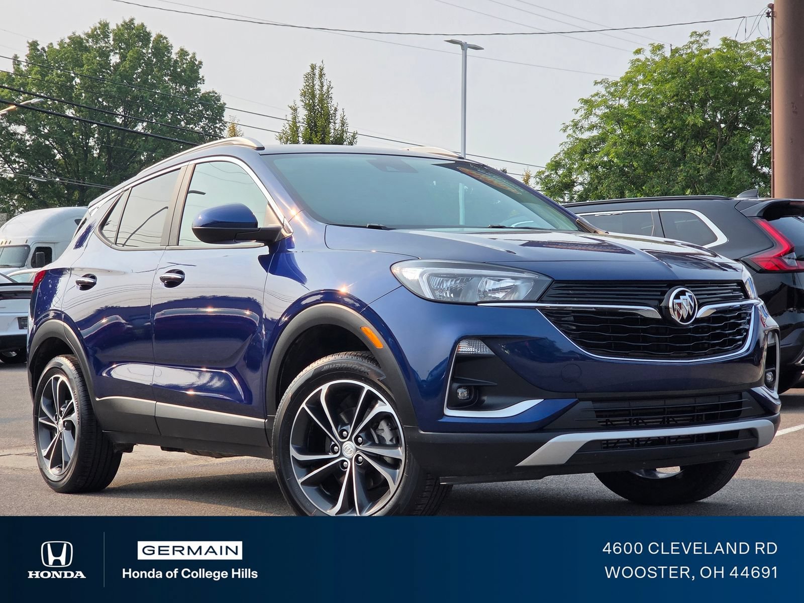 Used 2023 Buick Encore GX Select w/ Safety Package II AWD/4WD image 2