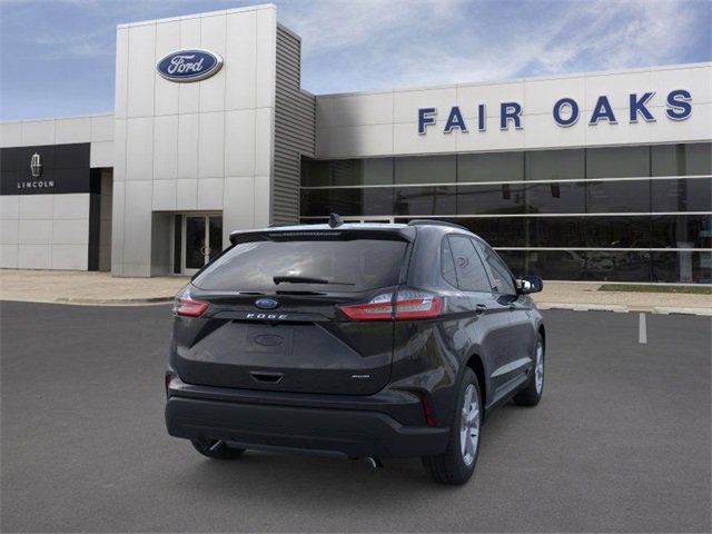 New 2024 Ford Edge SE image 8