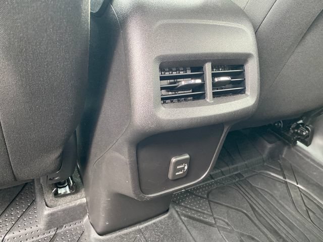 Certified 2024 Chevrolet Equinox LT w/ LPO, Floor Liner Package FWD image 20