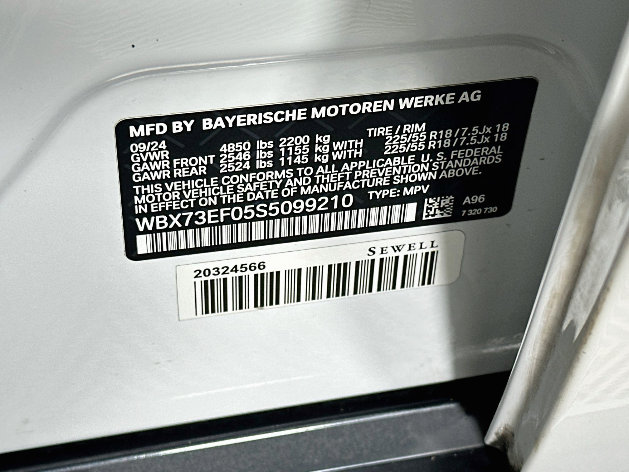Used 2025 BMW X1 xDrive28i AWD/4WD image 12