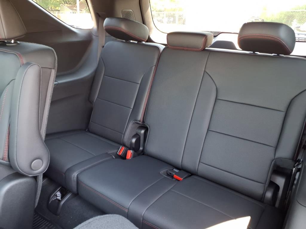 New 2026 Chevrolet Traverse RS image 15