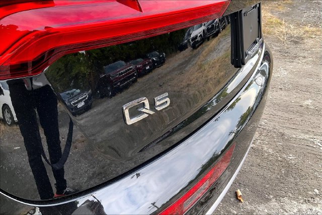 Used 2019 Audi Q5 2.0T Premium Plus w/ Convenience Package AWD/4WD image 8