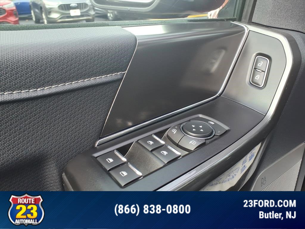 Certified 2022 Ford F150 XLT w/ Equipment Group 302A High image 12