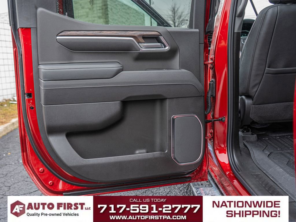 Used 2026 GMC Sierra 1500 SLT w/ SLT Premium Package image 11