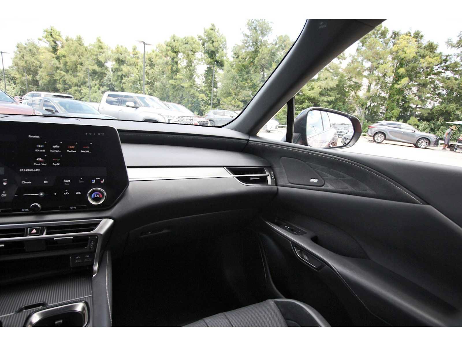 Used 2023 Lexus RX 500h F Sport w/ Accessory Package (Z1) AWD/4WD image 8