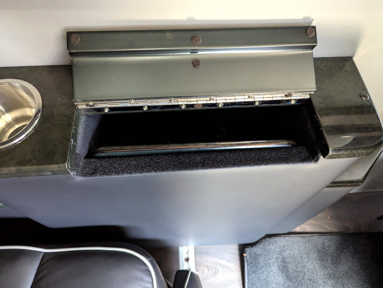 Used 2017 Mercedes-Benz Sprinter 2500 image 42