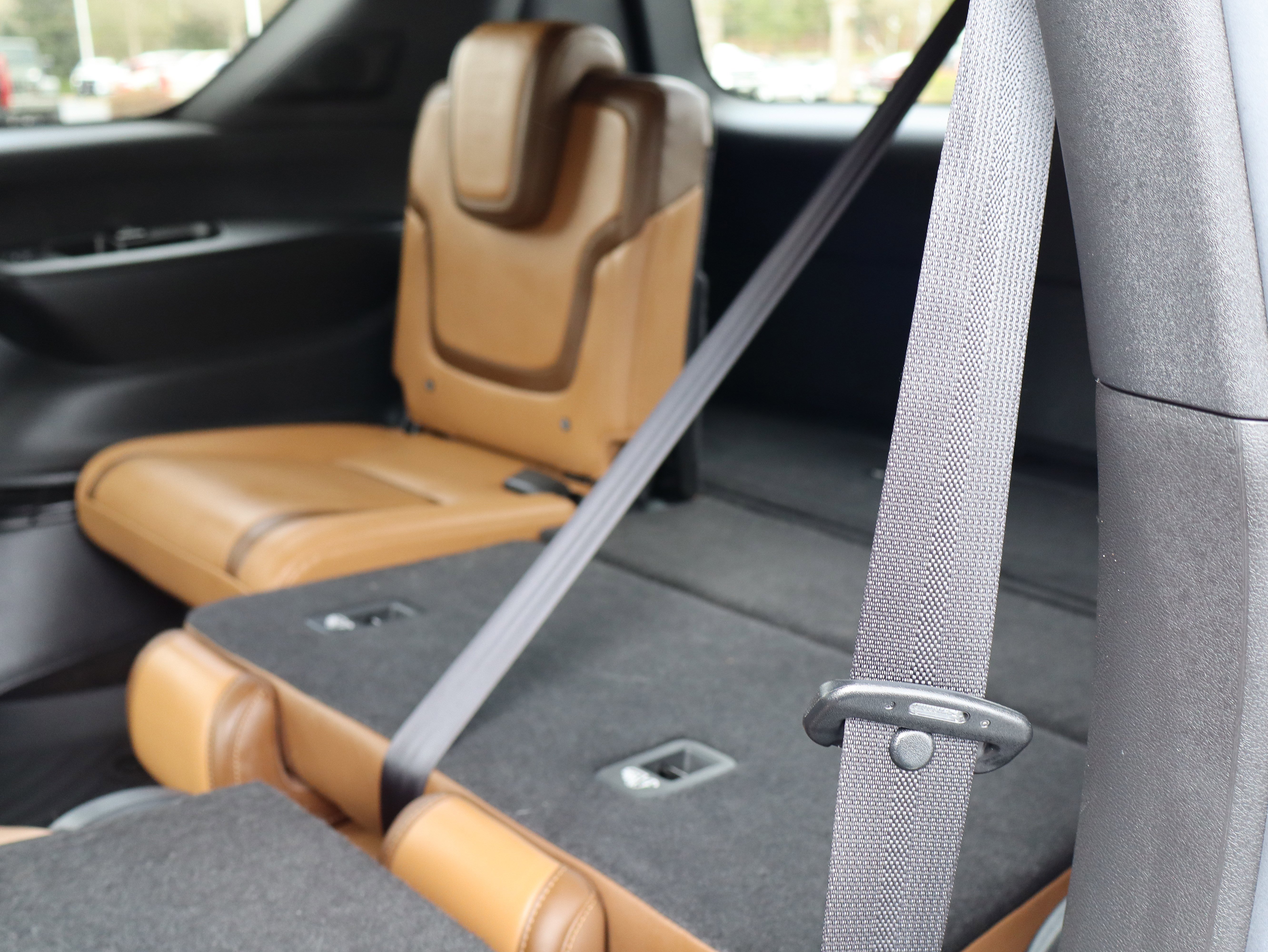 Used 2025 Nissan Armada SL w/ Captain's Chari Seat Package image 39