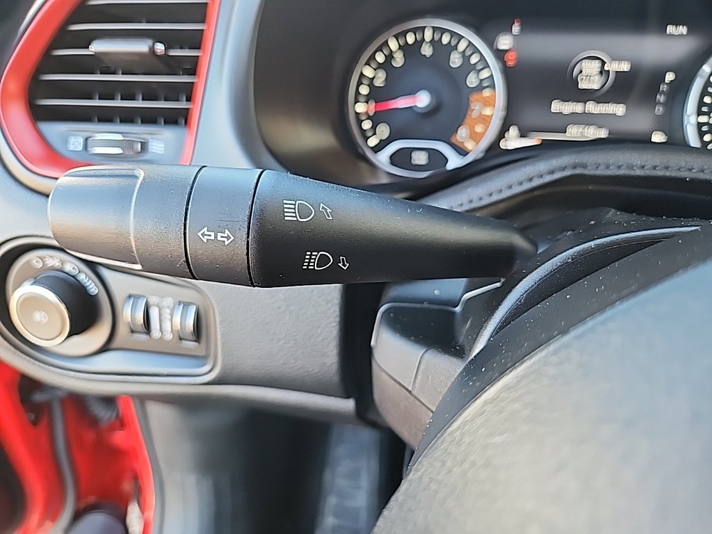 Used 2022 Jeep Renegade Trailhawk AWD/4WD image 16