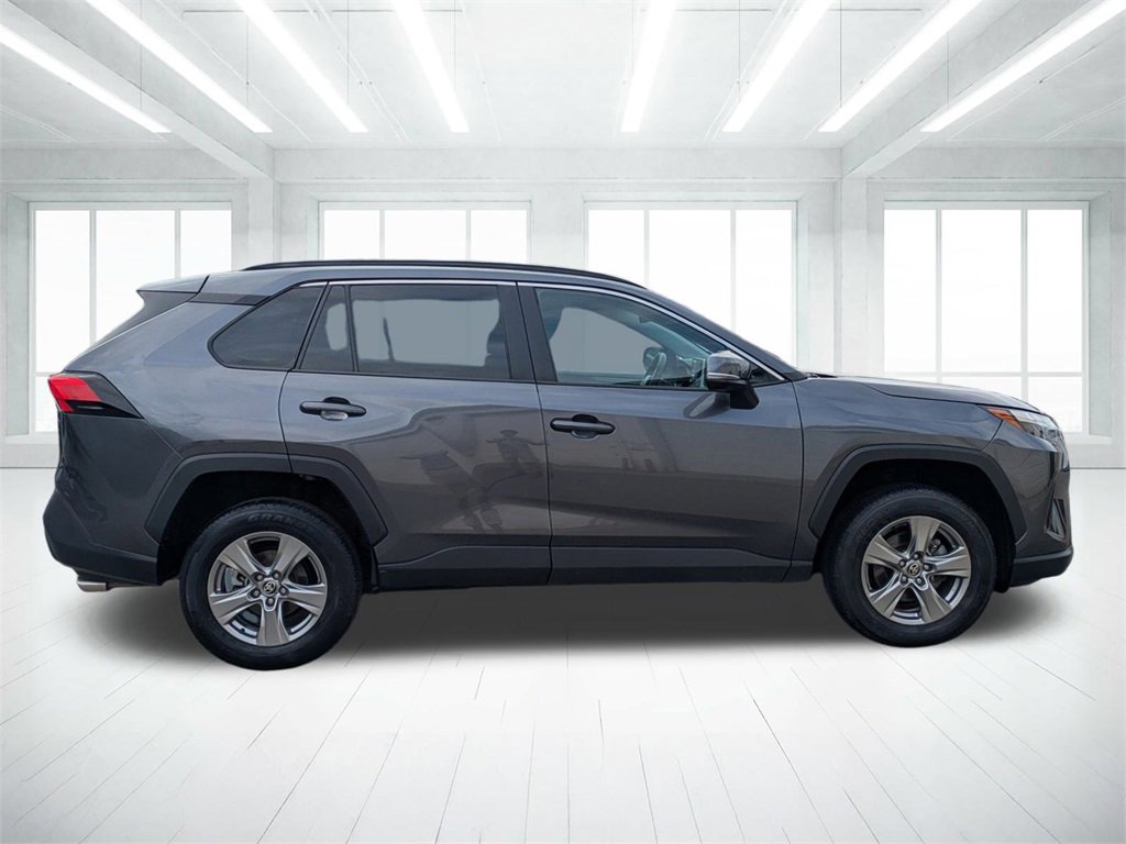 Used 2024 Toyota RAV4 XLE image 2