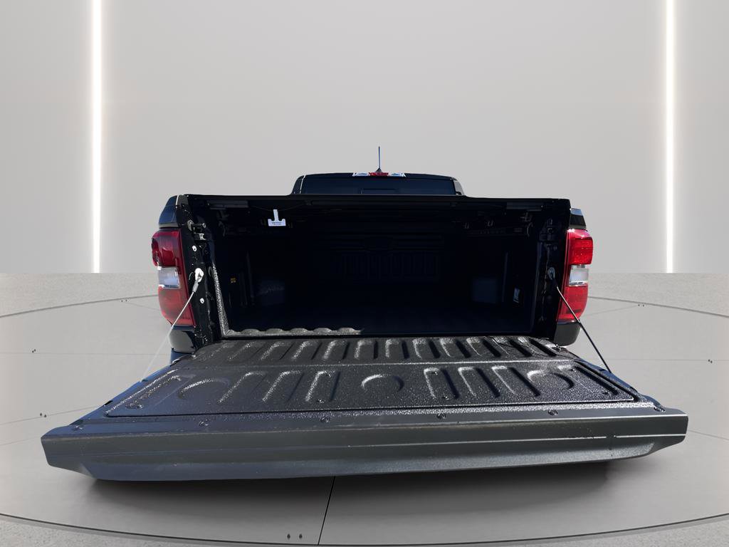 New 2025 Ford Maverick Lariat w/ Black Appearance Package image 21