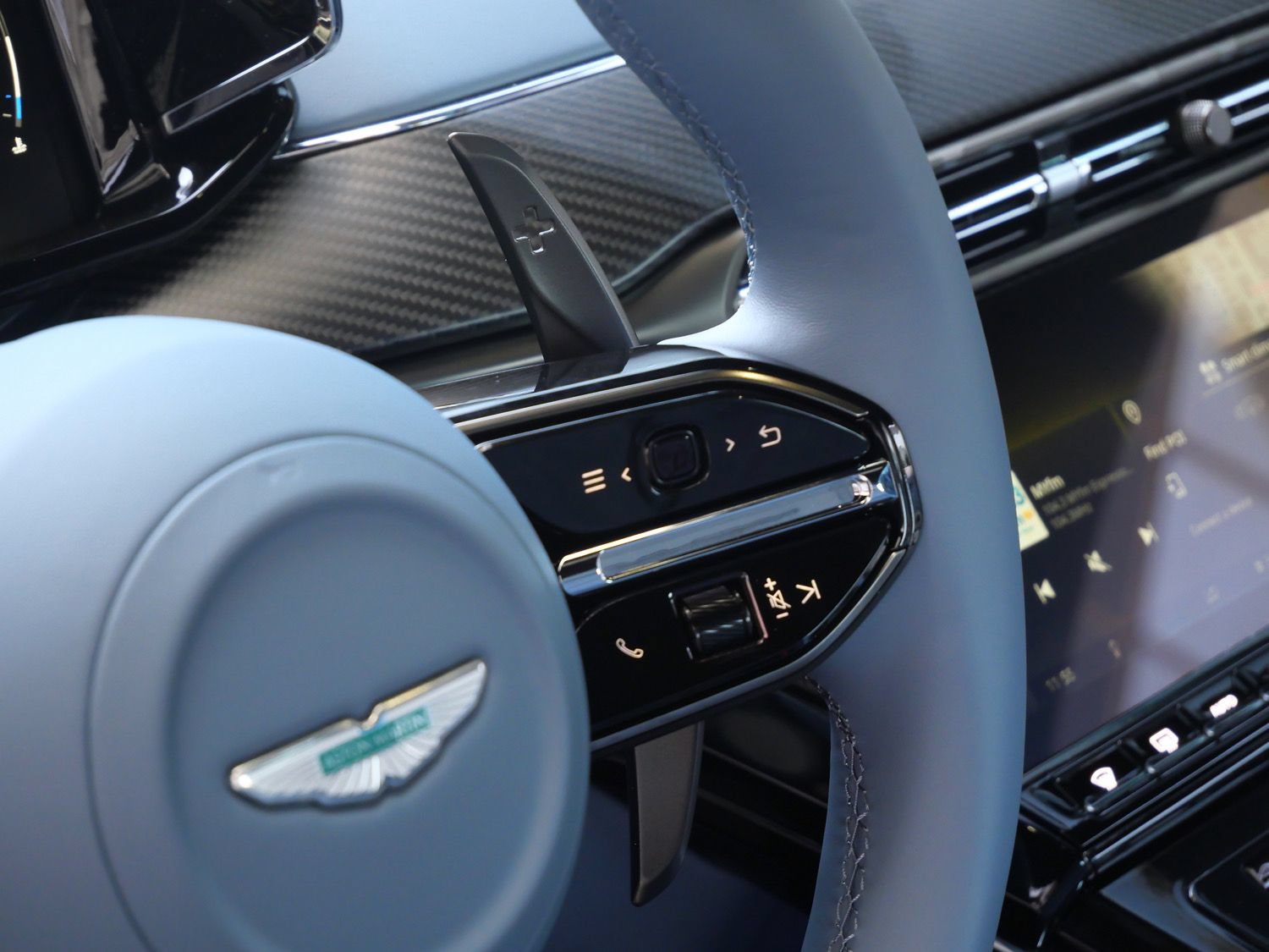 New 2026 Aston Martin V8 Vantage S RWD image 18