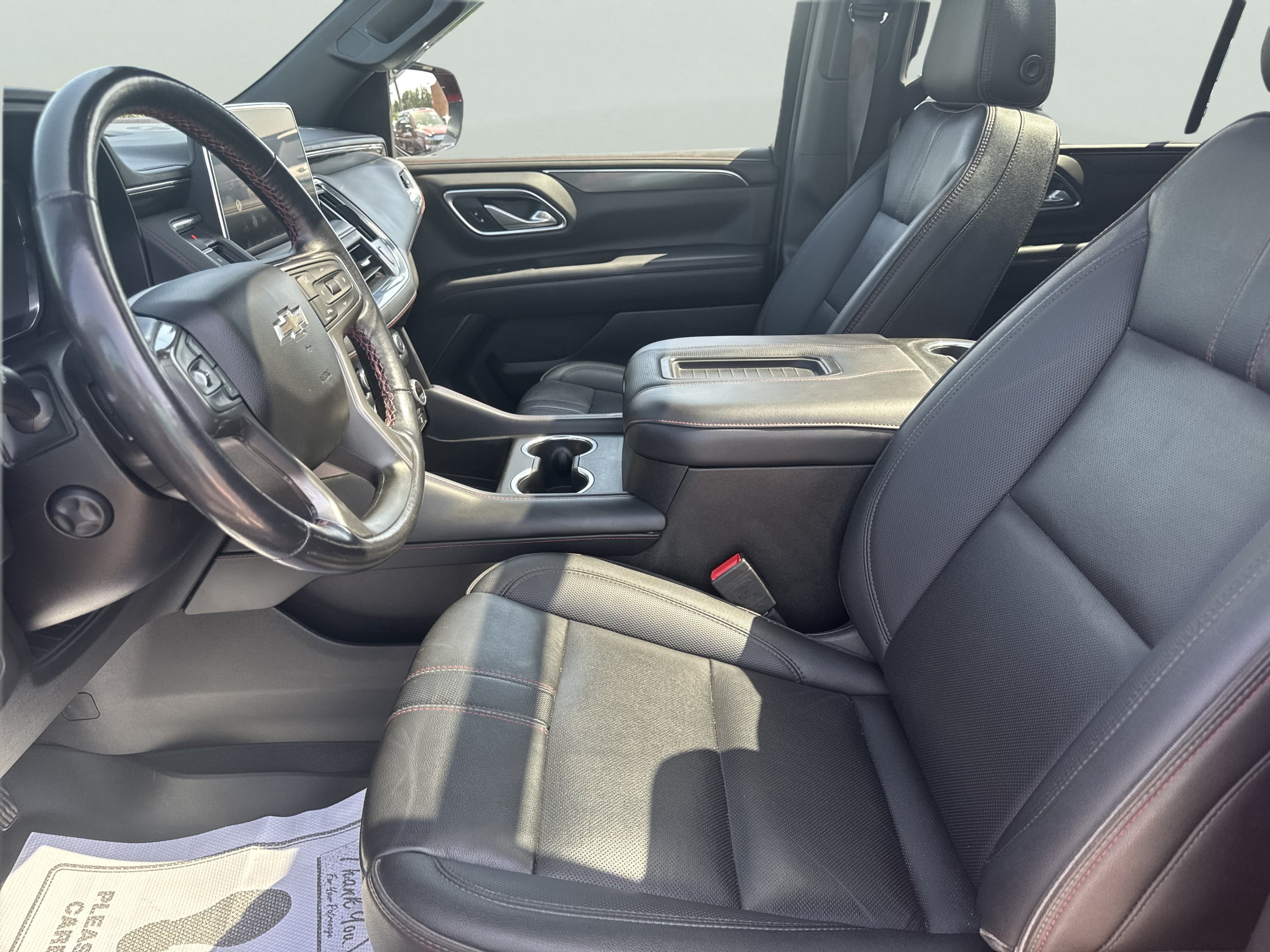 Used 2022 Chevrolet Tahoe RST w/ Luxury Package AWD/4WD image 12