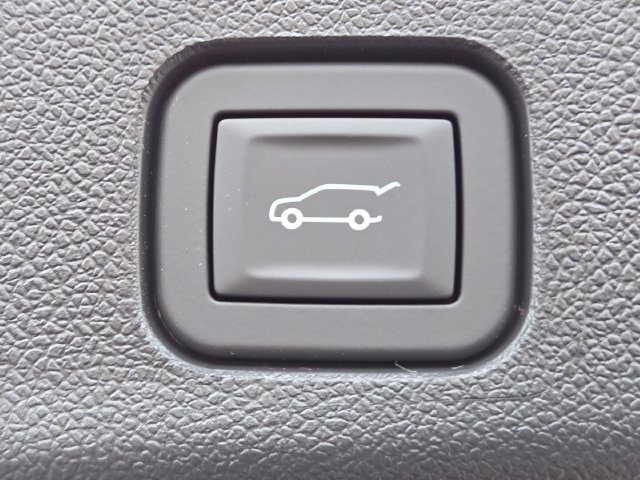 New 2026 Buick Enclave Preferred w/ Power Package AWD/4WD image 23