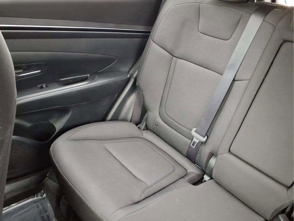 Used 2022 Hyundai Tucson SEL image 16