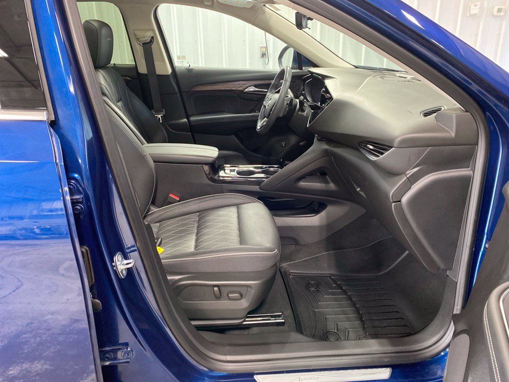 Used 2023 Buick Envision Avenir AWD/4WD image 21