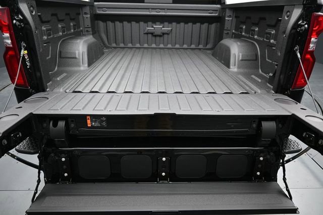 New 2026 Chevrolet Silverado 1500 High Country w/ High Country Premium Package AWD/4WD image 13