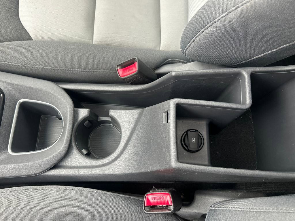 Used 2020 Hyundai Ioniq SEL image 24