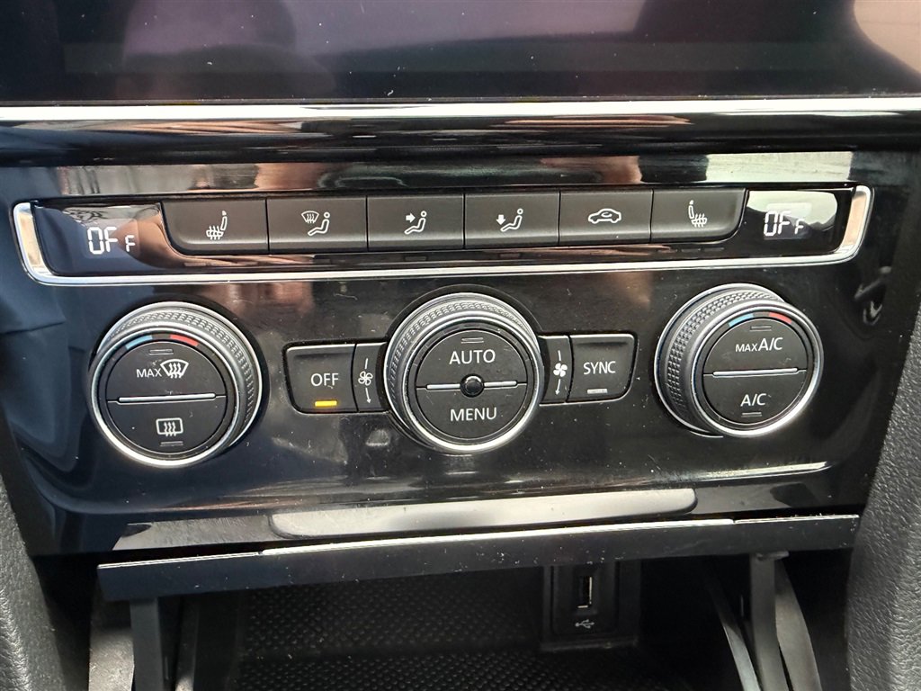 Used 2018 Volkswagen GTI Autobahn image 27