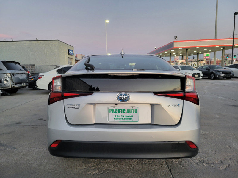 Used 2022 Toyota Prius LE FWD image 7