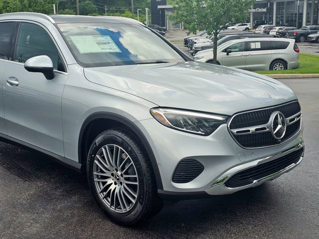 New 2026 Mercedes-Benz GLC 300 4MATIC image 2