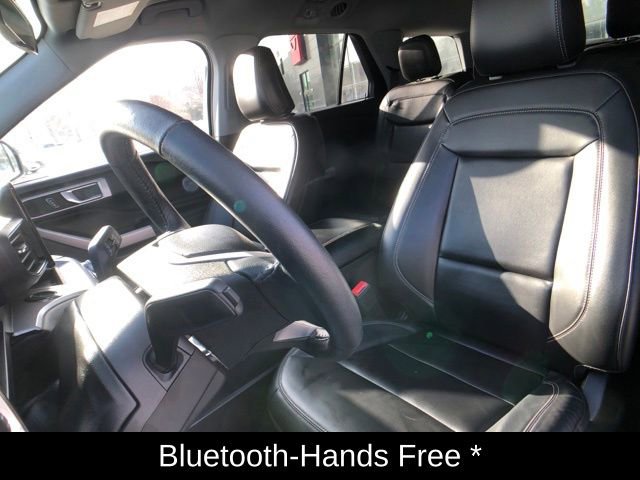 Used 2023 Ford Explorer XLT w/ Equipment Group 202A image 12