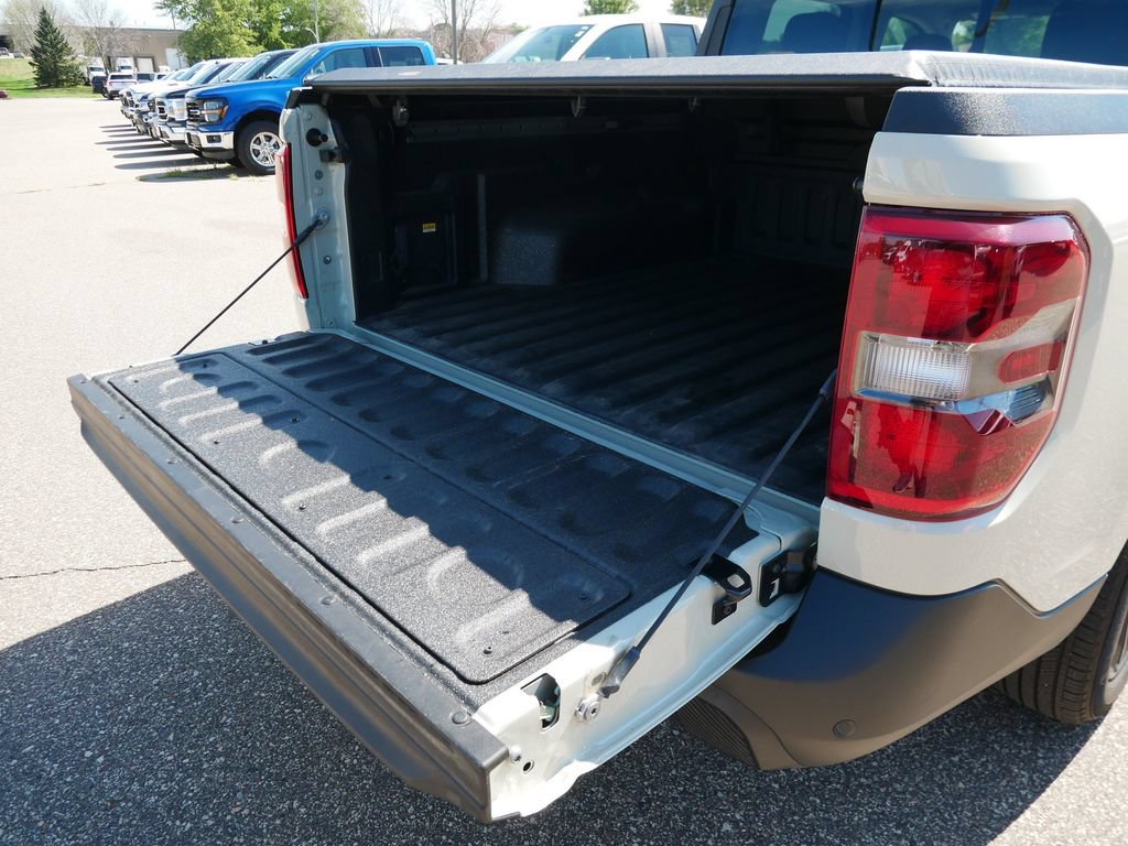 Used 2024 Ford Maverick Lariat w/ Black Appearance Package AWD/4WD image 11
