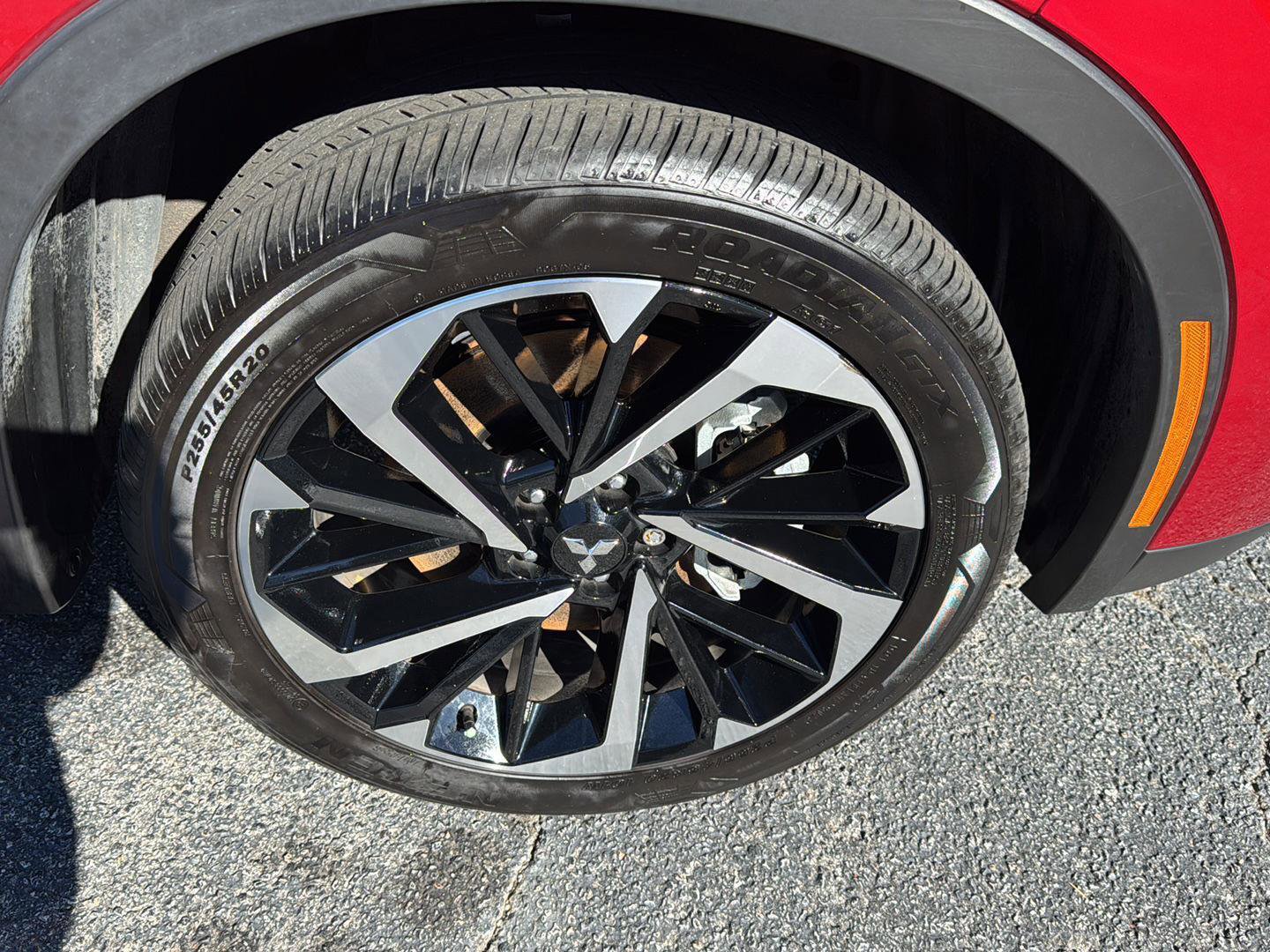 Used 2024 Mitsubishi Outlander SE Black Edition image 38