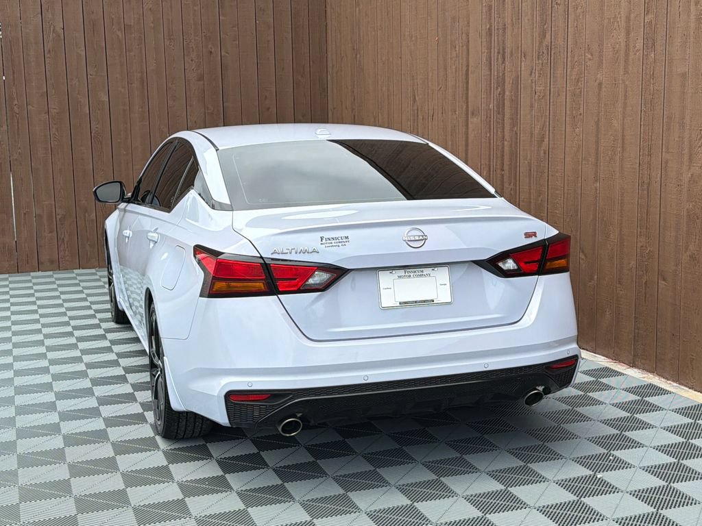 Used 2024 Nissan Altima 2.5 SR FWD image 15