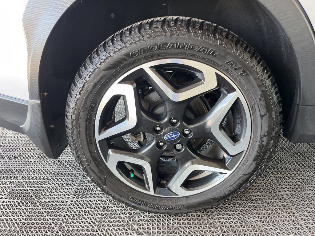 Used 2019 Subaru Crosstrek 2.0i Limited w/ Moonroof Package w/Navigation AWD/4WD image 26