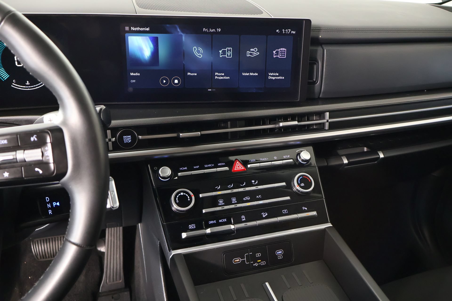 Used 2025 Hyundai Santa Fe SE FWD image 5