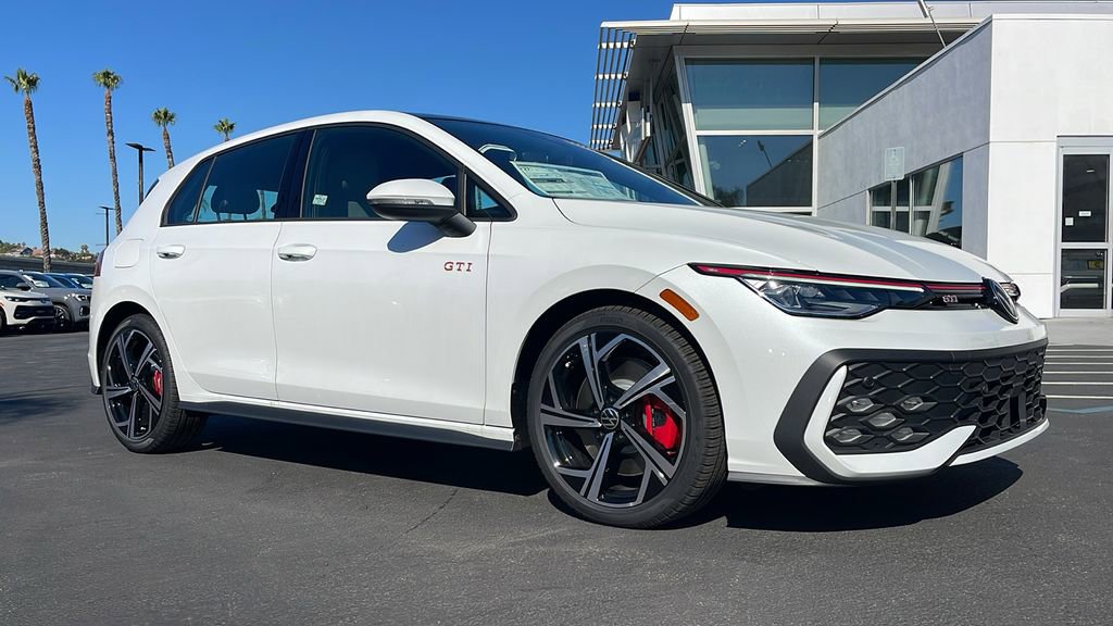 New 2025 Volkswagen GTI SE image 1