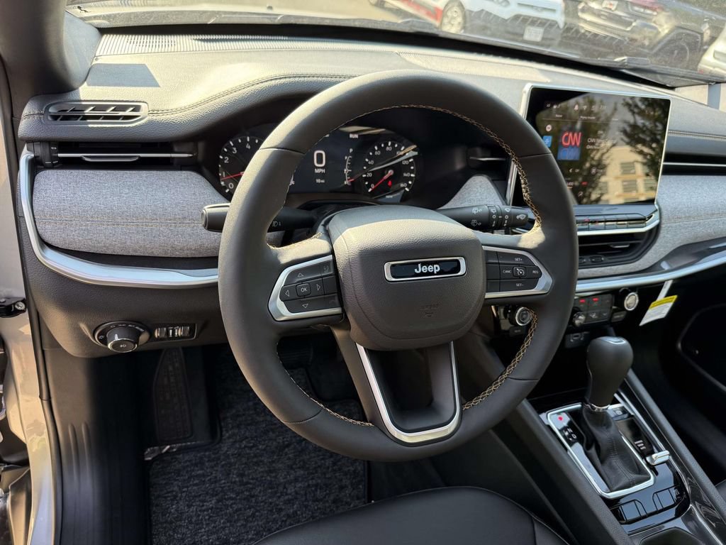 New 2026 Jeep Compass Latitude AWD/4WD image 2