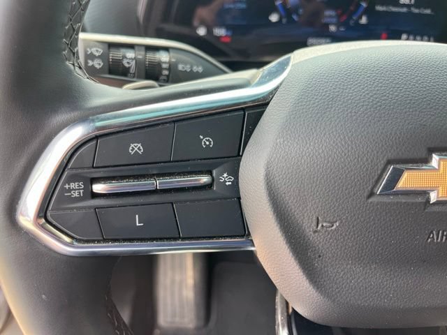 Used 2025 Chevrolet Equinox LT w/ Convenience Package II FWD image 17