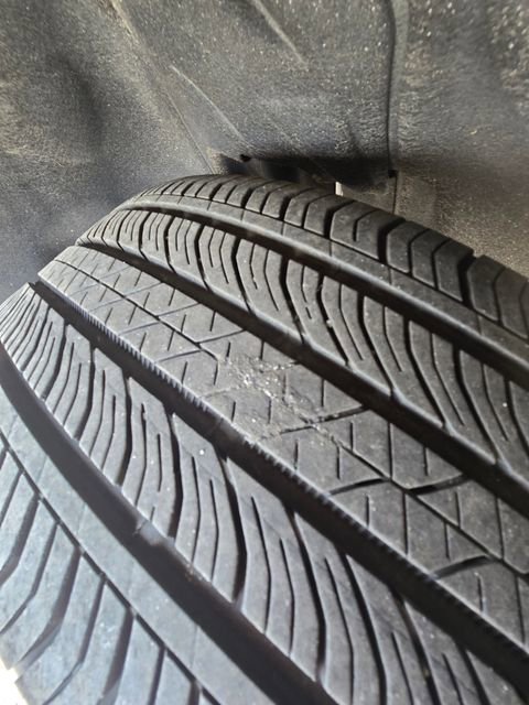 Used 2025 Buick Envision Sport Touring AWD/4WD image 12