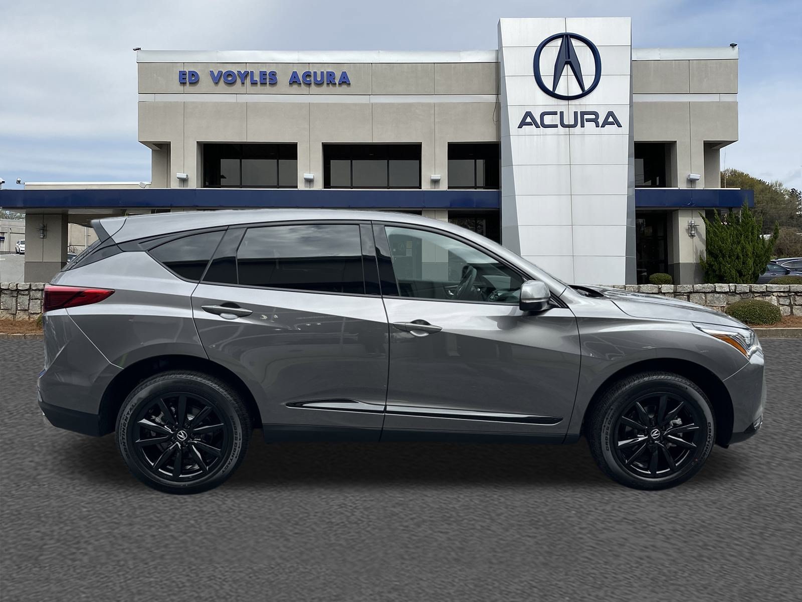 New 2026 Acura RDX SH-AWD image 4