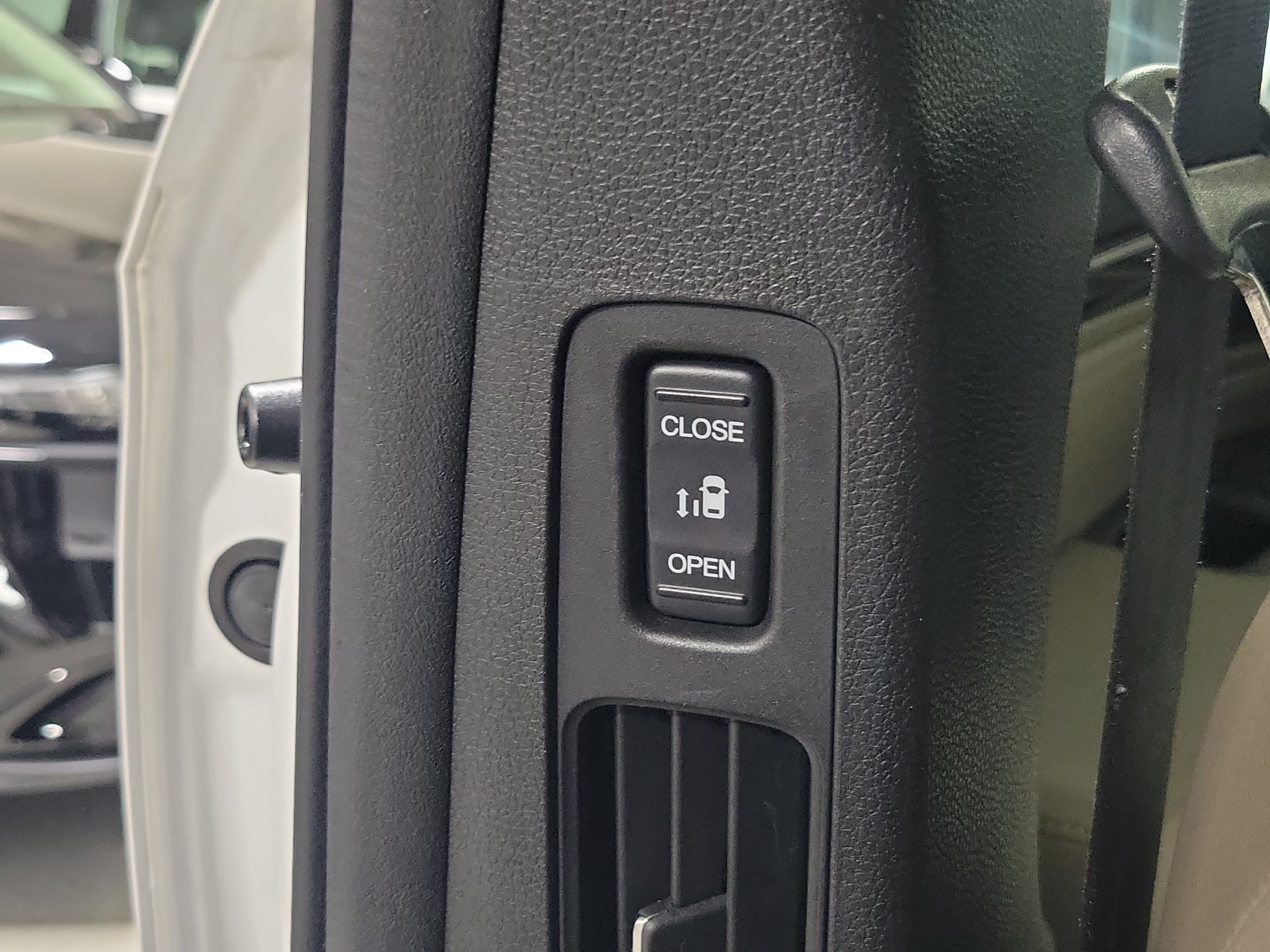 Certified 2023 Honda Odyssey Touring image 14