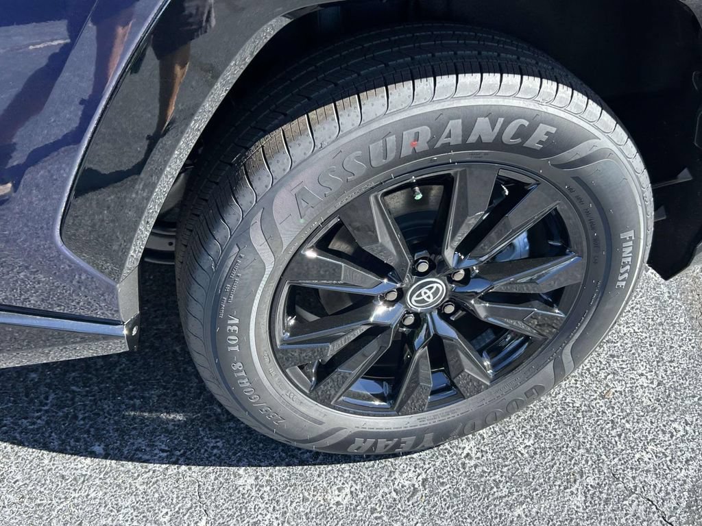 New 2026 Toyota RAV4 SE AWD/4WD image 9