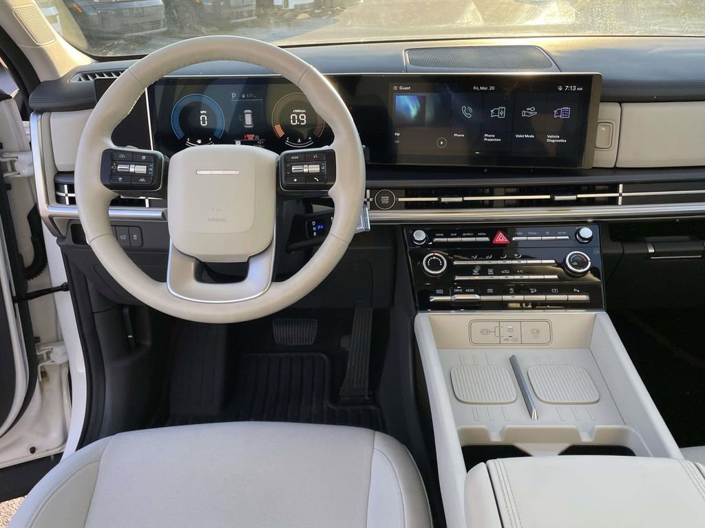 Used 2025 Hyundai Santa Fe SE image 5