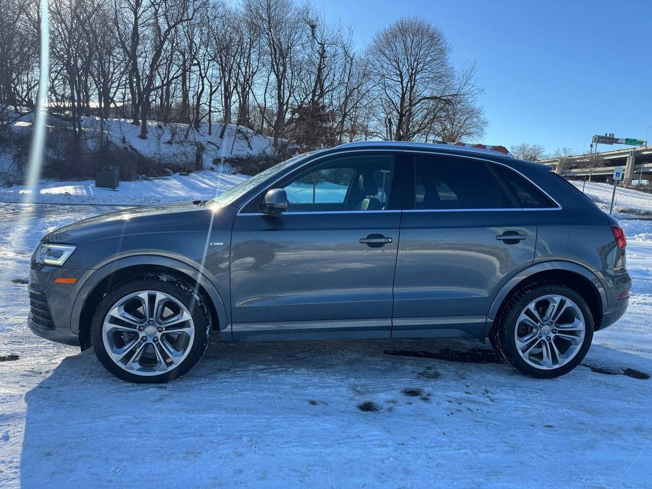 Used 2018 Audi Q3 2.0T Premium Plus image 4