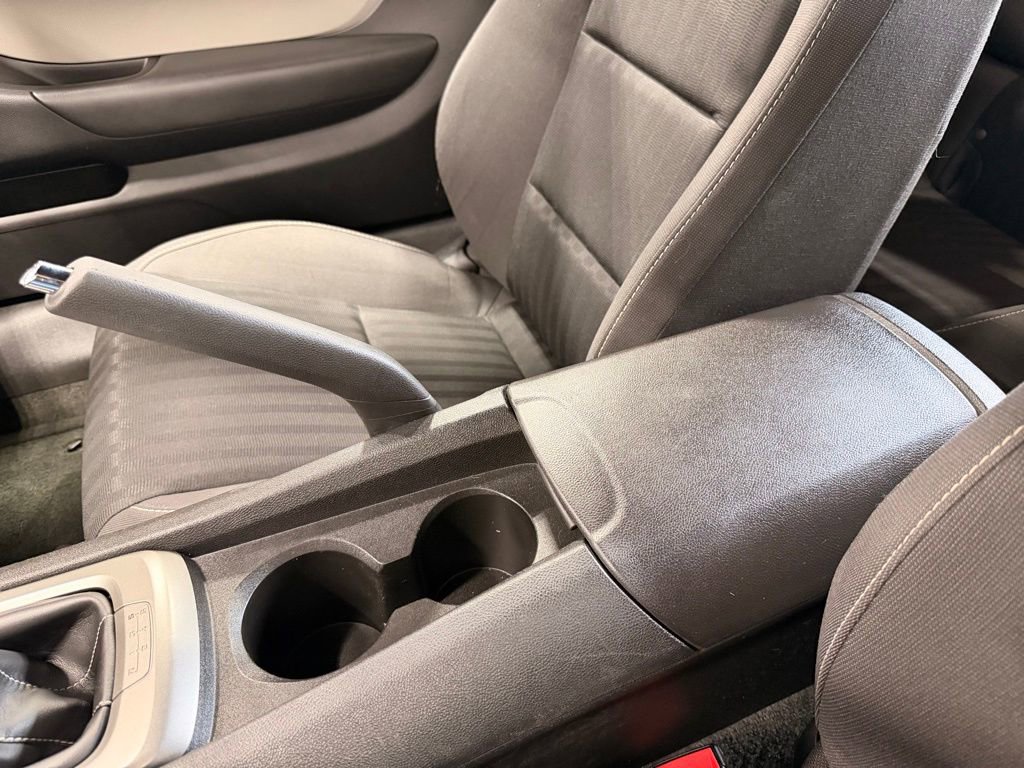 Used 2014 Chevrolet Camaro LS RWD image 27
