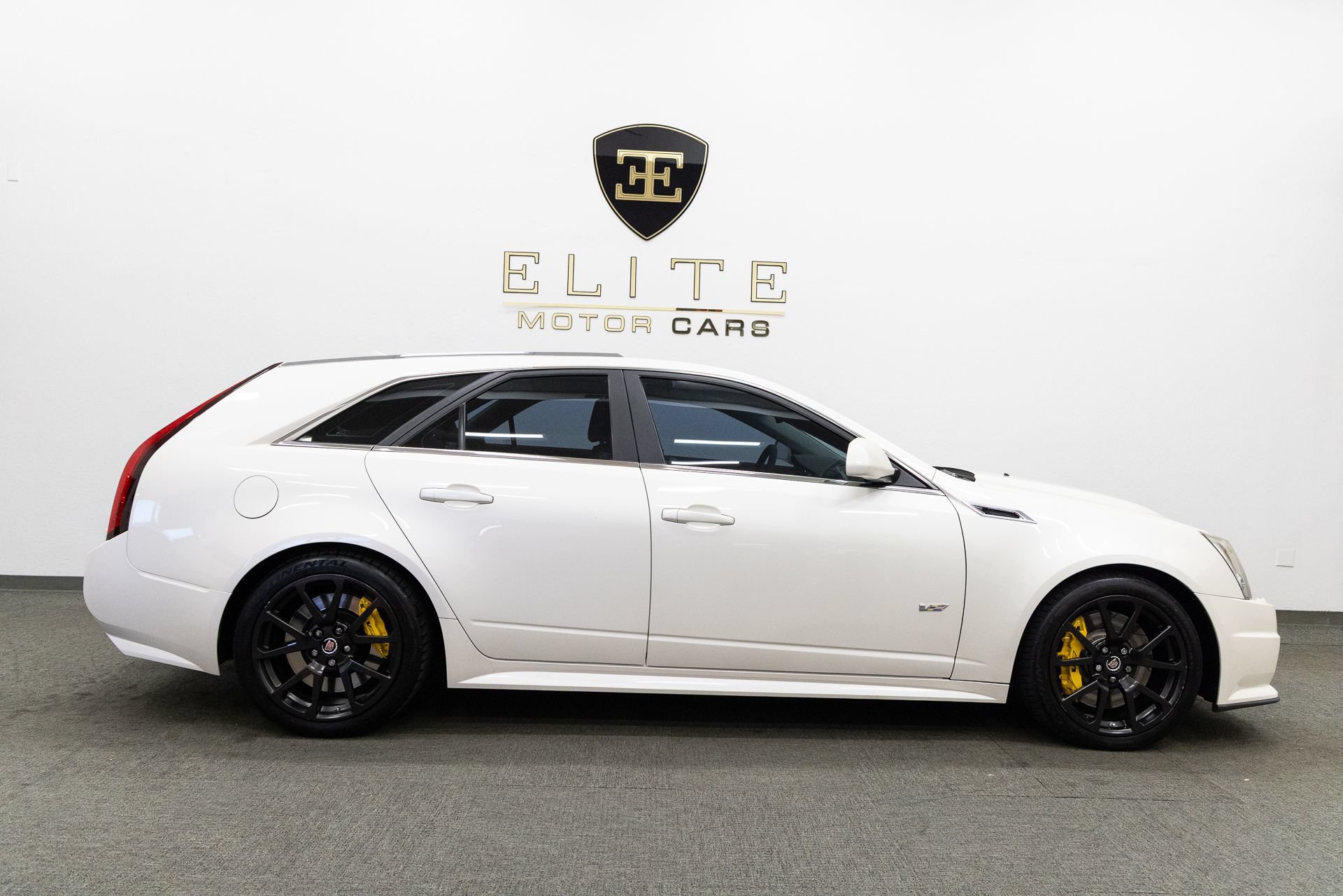 Used 2012 Cadillac CTS V w/ Wood Trim Package RWD image 10